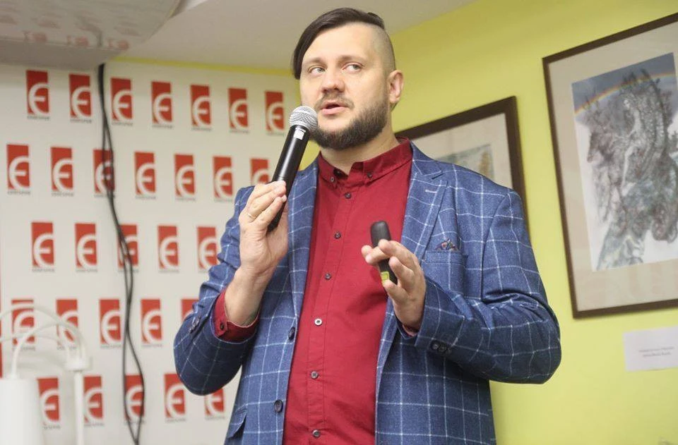 Дмитро Крапивенко