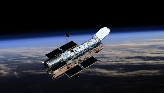 Телескоп Hubble показав кулясте скупчення зірок у сузір'ї Змієносець