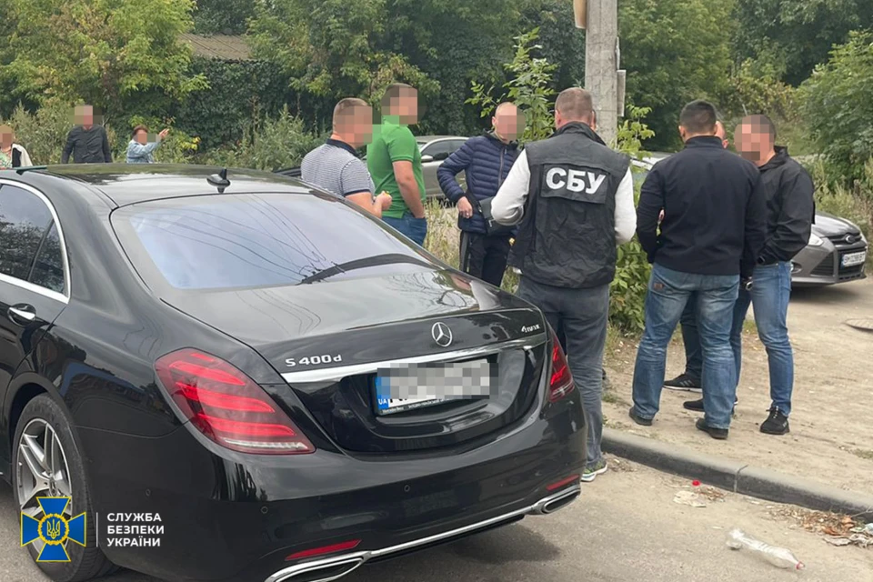 ділки, що вивозили деривину