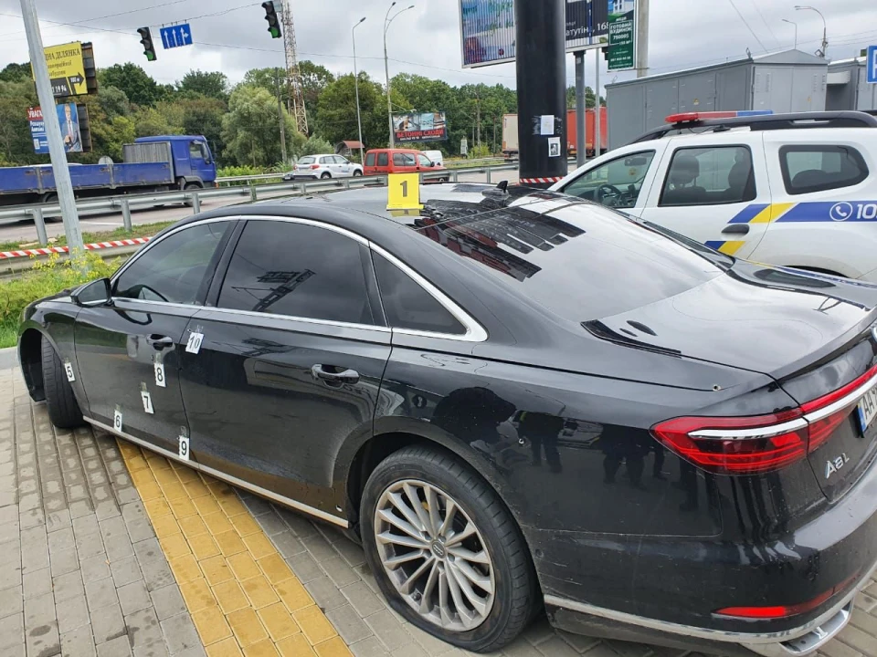 Розстріл автомобіля Шефіра