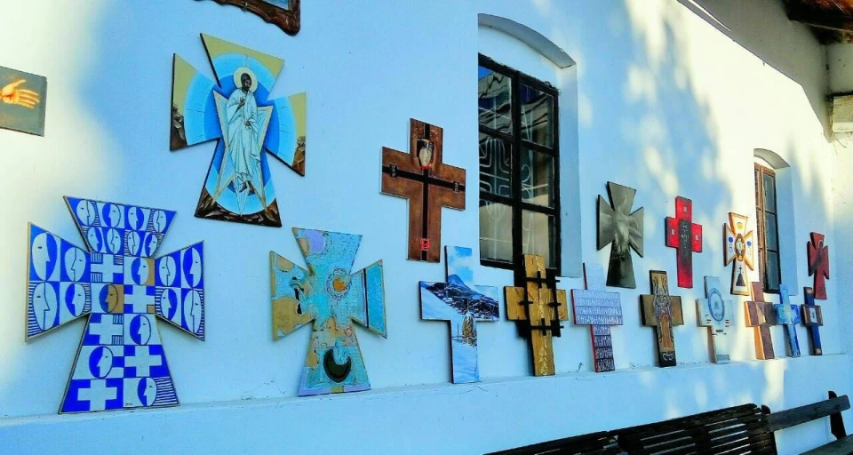 хрести, Городок