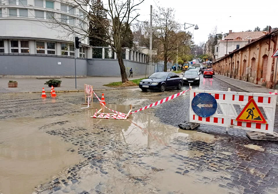 ремонт доріг вул. Героїв Майдану