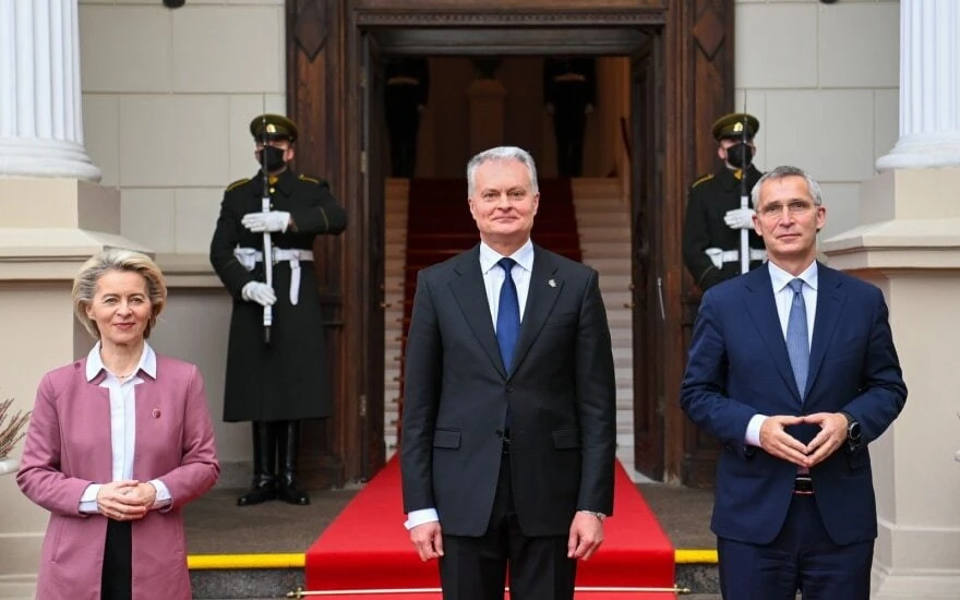 Урсула фон дер Ляйєн, Гітанас Науседа, Єнс Столтенберг