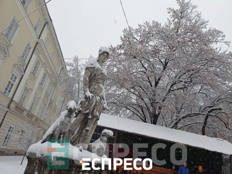 зима у Львові