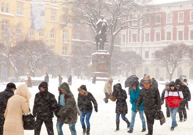зима у львові
