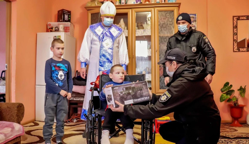 поліція і святий миколай