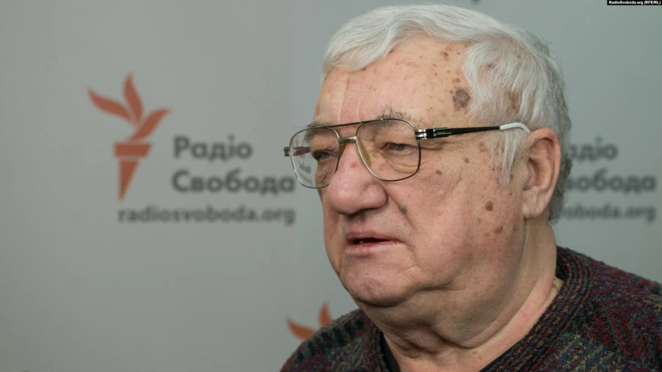 Юрий Щербак