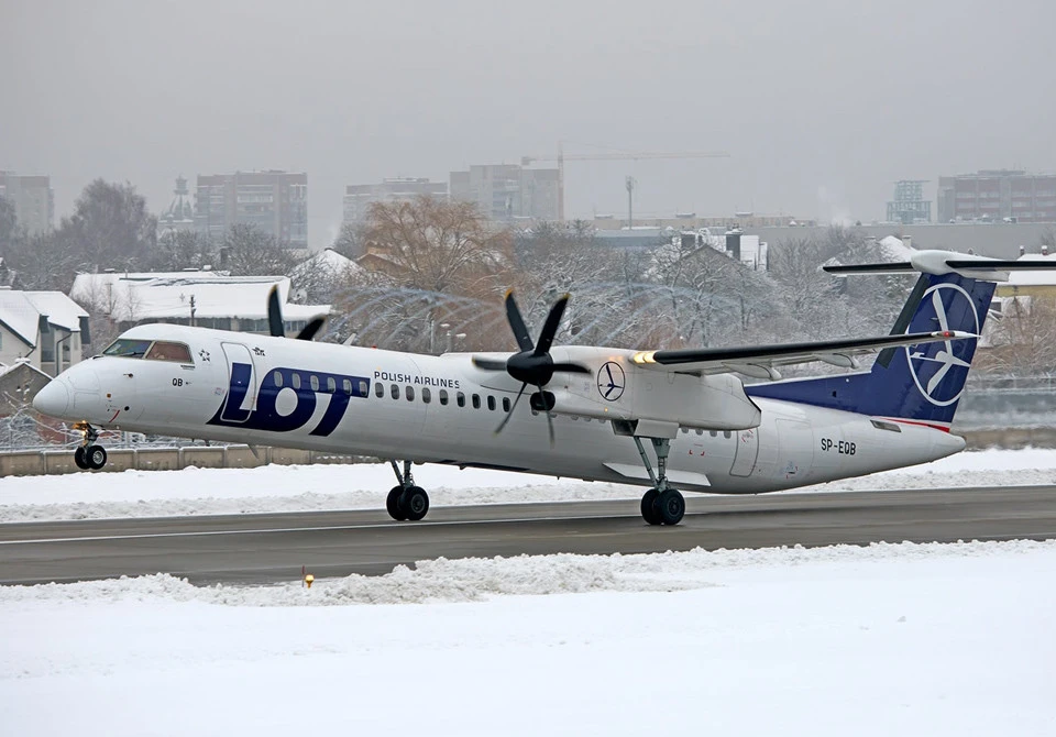 авіакомпанія LOT
