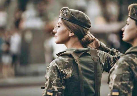 жінки військові
