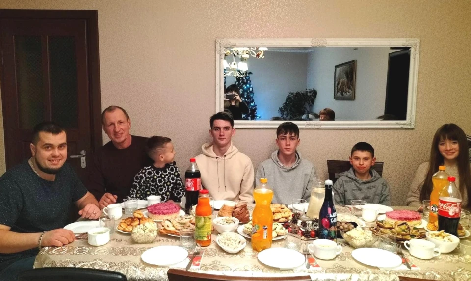 діти-сироти в родинах