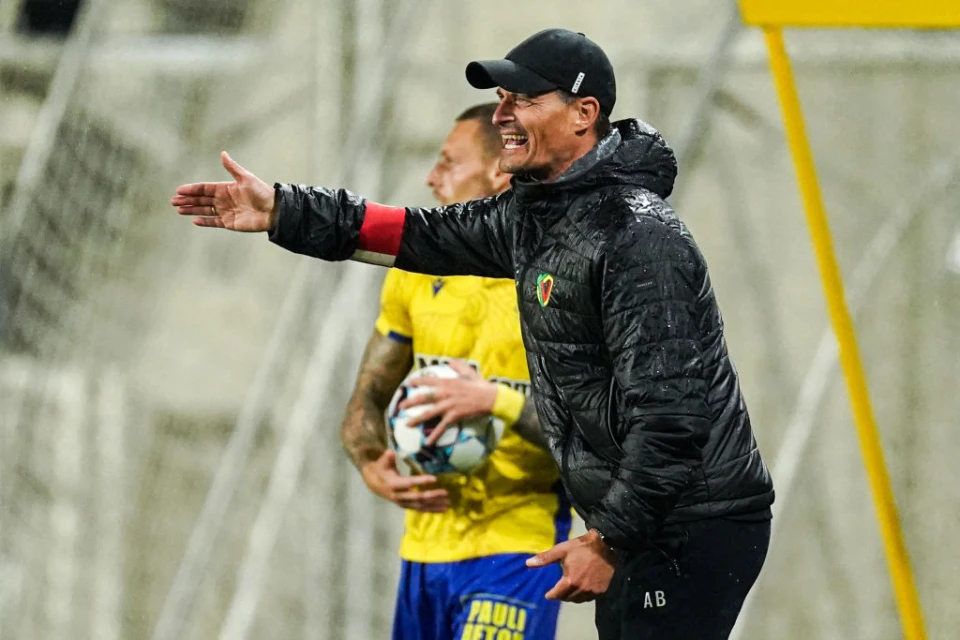 Александер Блессін
