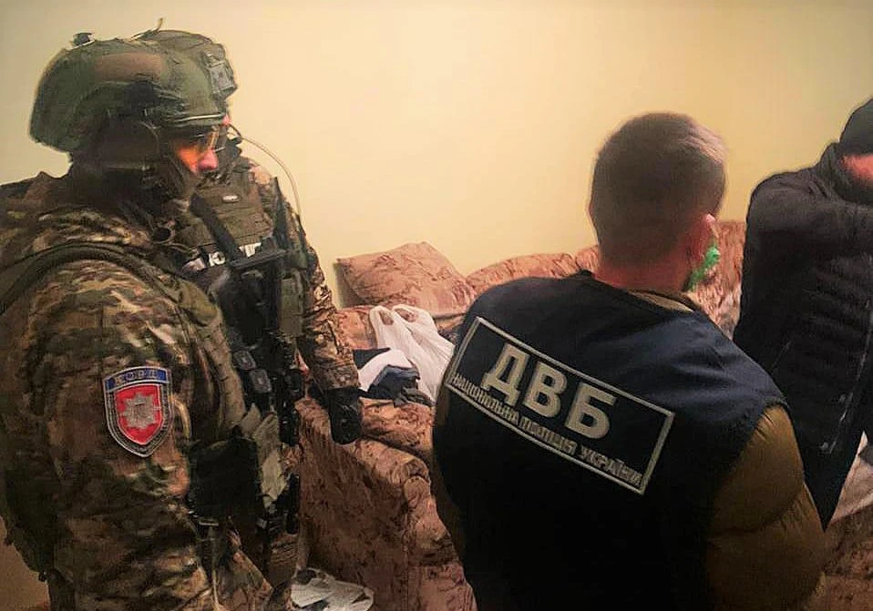 двб