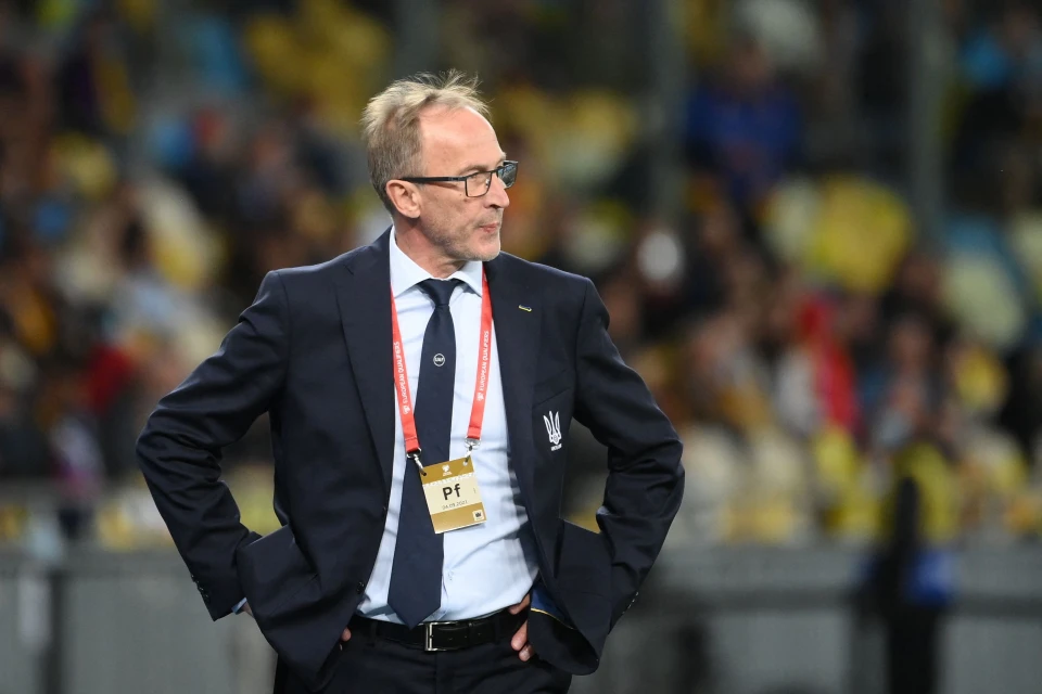 Олександр Петраков звільнений з посади головного тренера збірної Вірменії після серії поразок