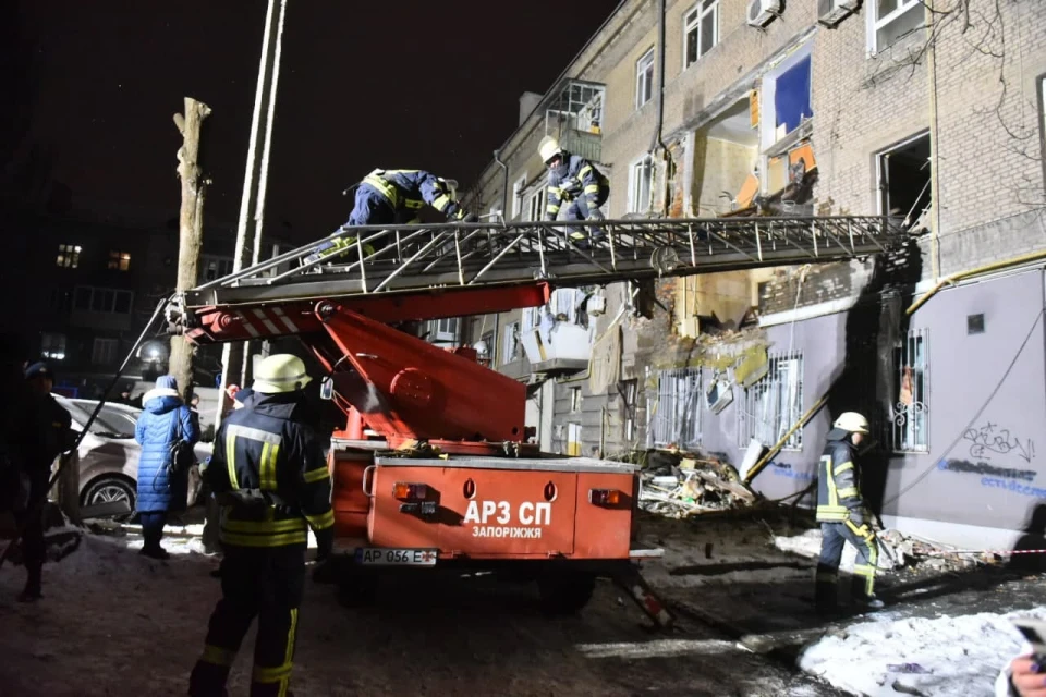 последствия взрыва в жилом доме в Запорожье