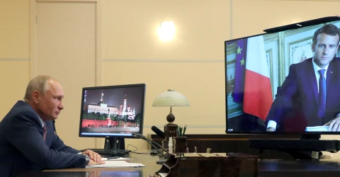 Путин Макрон