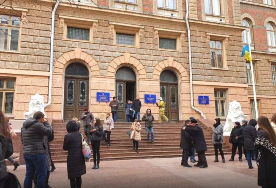 Чернівецька ОДА замінування