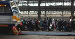 Тимчасові переселенці на Львівському вокзалі Тимчасові переселенці на Львівському вокзалі