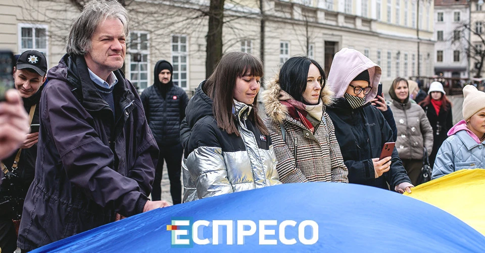 презентація пісні Розстріляна весна, Ірина Федишин та Євген Хмара