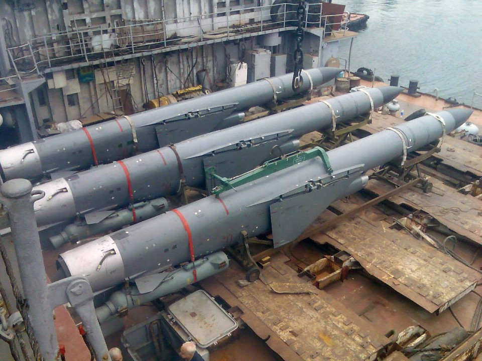 Ракети на борту крейсера "Москва"