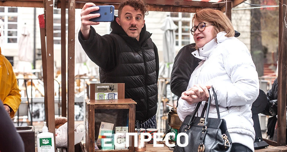 Фермерський ярмарок у центрі Львова