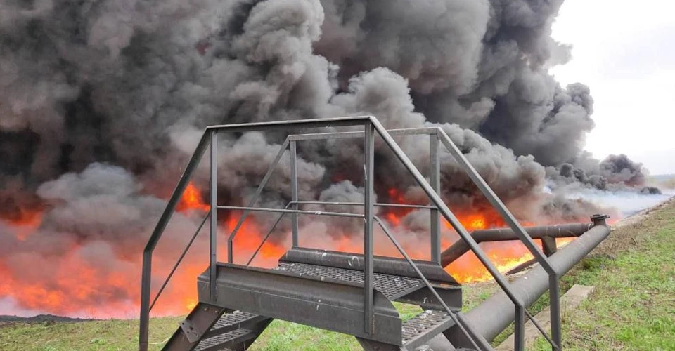 Пожежа на Лисичанському НПЗ