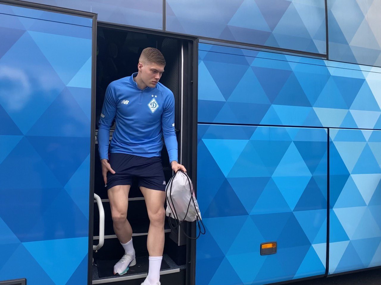 Артем Довбик