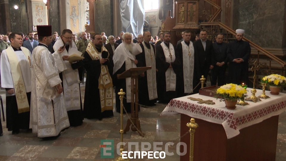 молитва в Гарнізонному Храмі