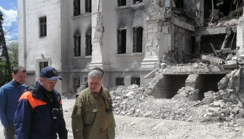 Маріуполь, завали Драмтеатру
