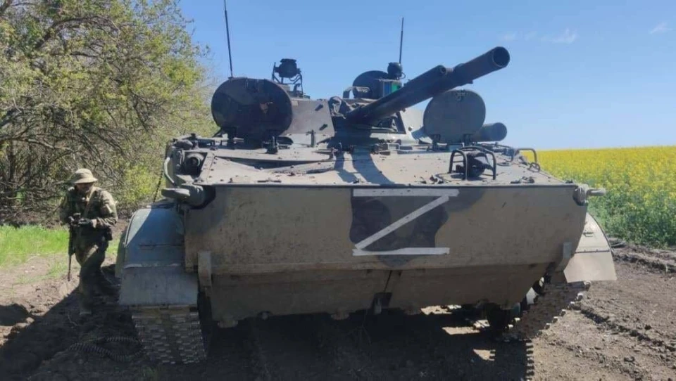 На фото вражеская военная техника