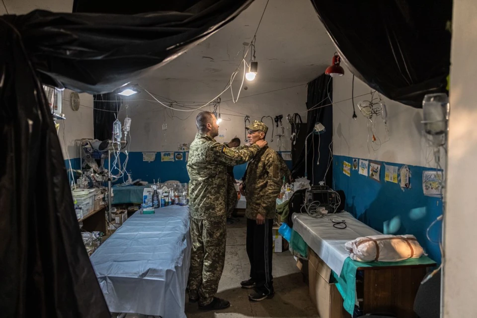 Прифронтовий пункт надання першої медичної допомоги для військовослужбовців Королівської бригади.
