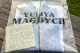 На фото вишиванка, яку подарували Борису Джонсону