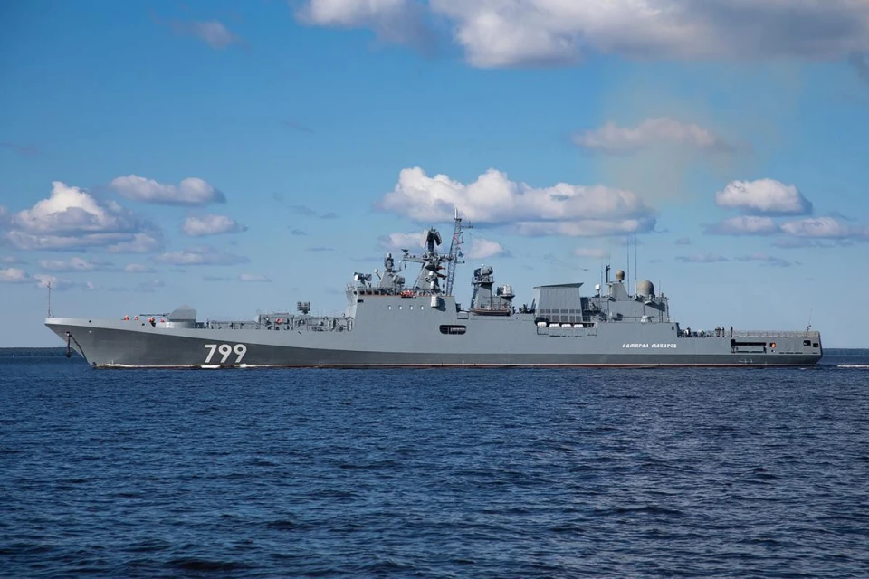 крейсер "Адмірал Макаров"