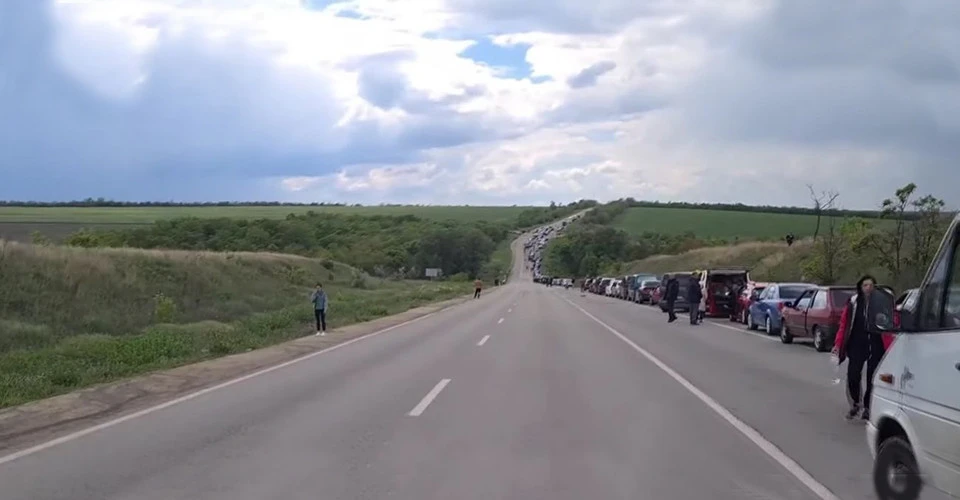 черги біля Василівки