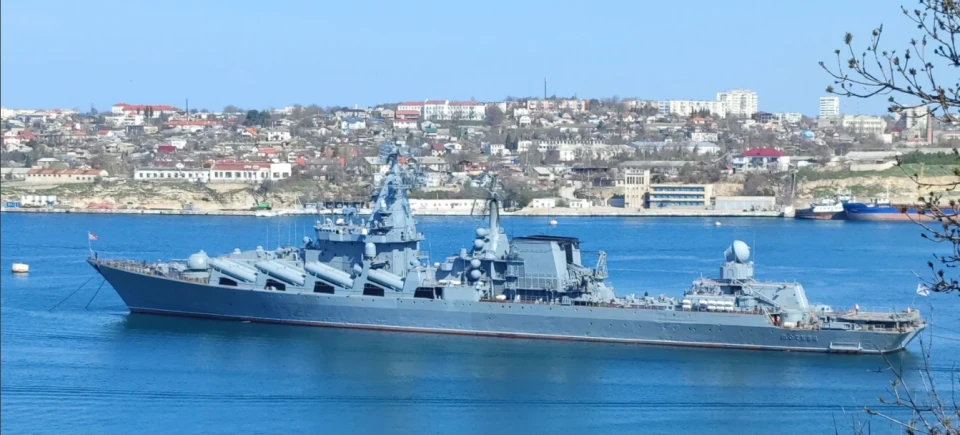 Крейсер "Москва"