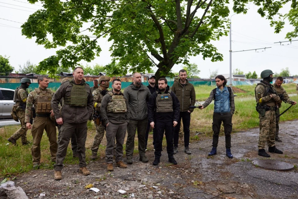 На фото Зеленський, очільник Харківської області, мер Харкова та інші