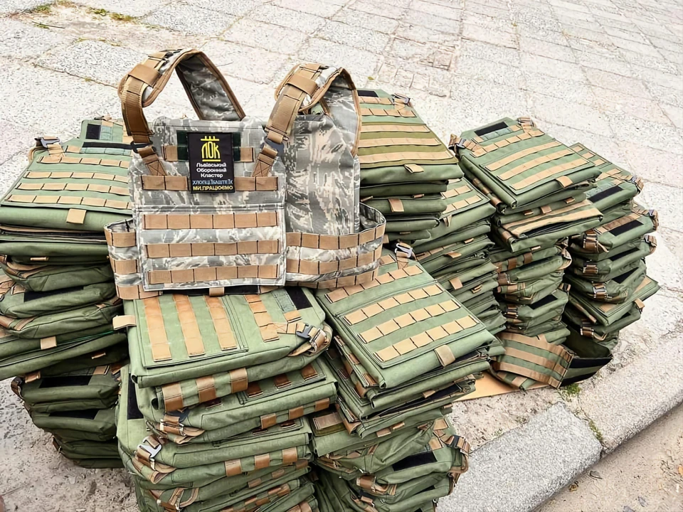 бронежилети