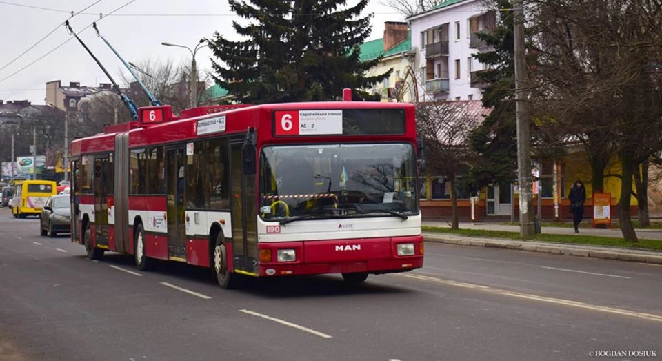 тролейбус у Івано-Франківську