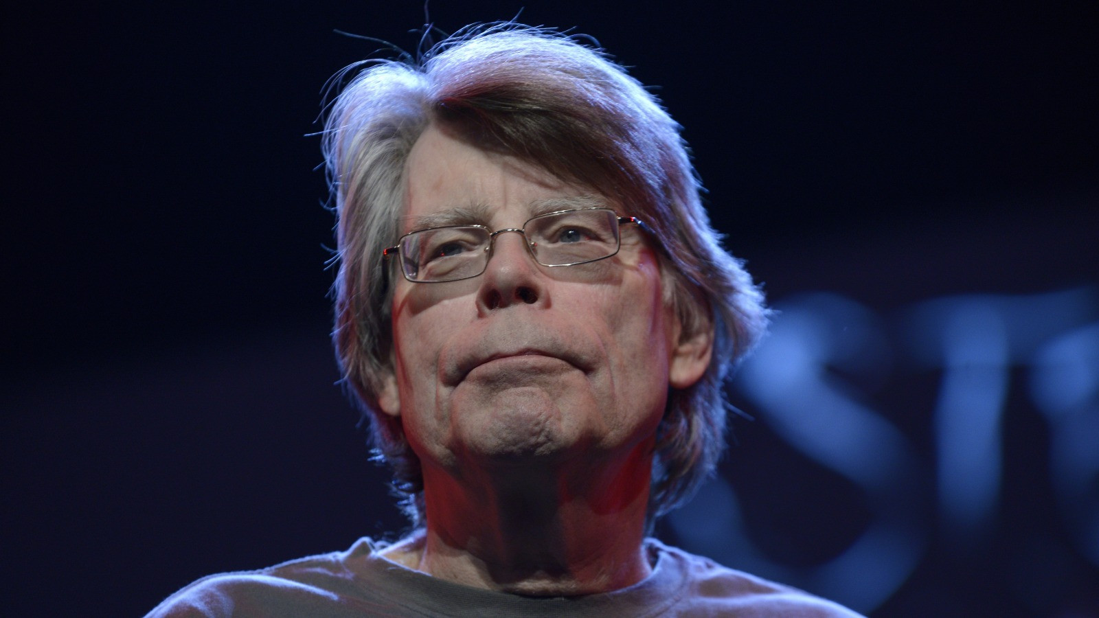 Stephen King said that Putin and Zelensky should stop killing people