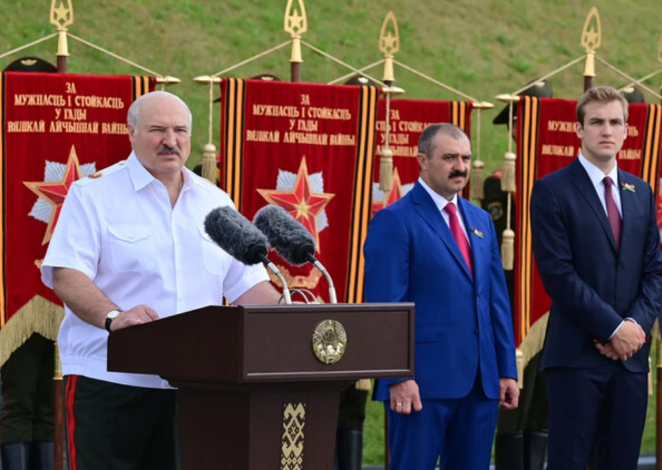 Олександр Лукашенко з синами Віктором та Миколою. 3 липня 2022 року