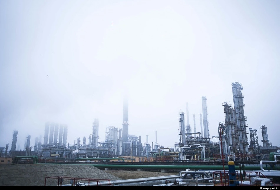 Росія заблокувала транзит нафти з Казахстану до Європи