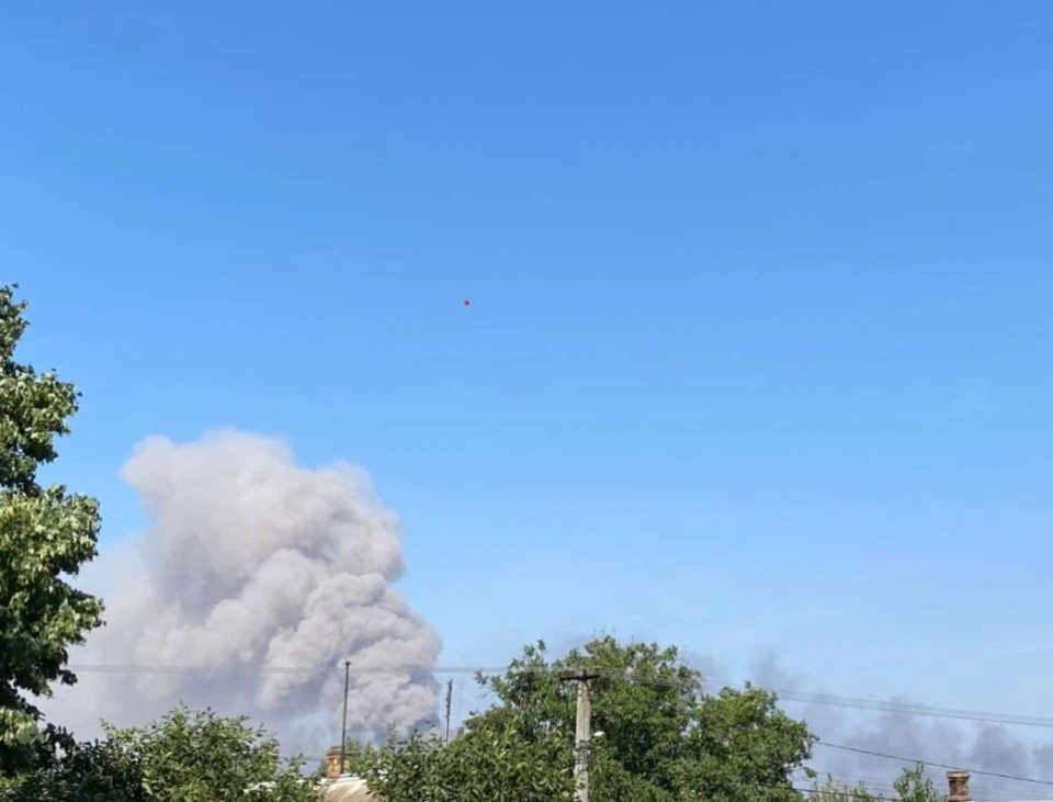 Поблизу Херсону горить склад боєприпасів російських окупантів