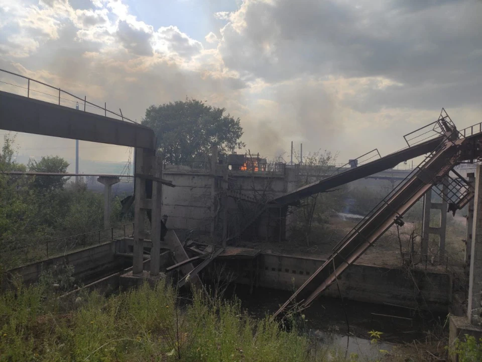 На фото наслідки обстрілів на Донеччині