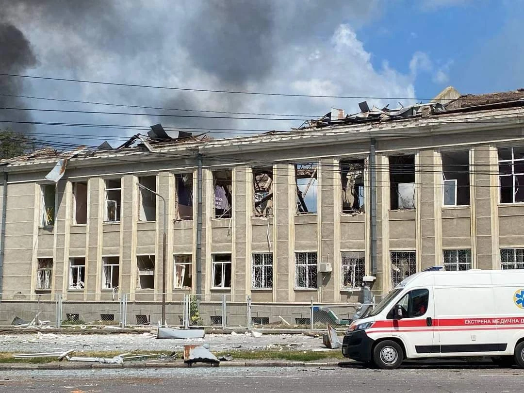 Росіяни влучили ракетами у центр Вінниці, є загиблі