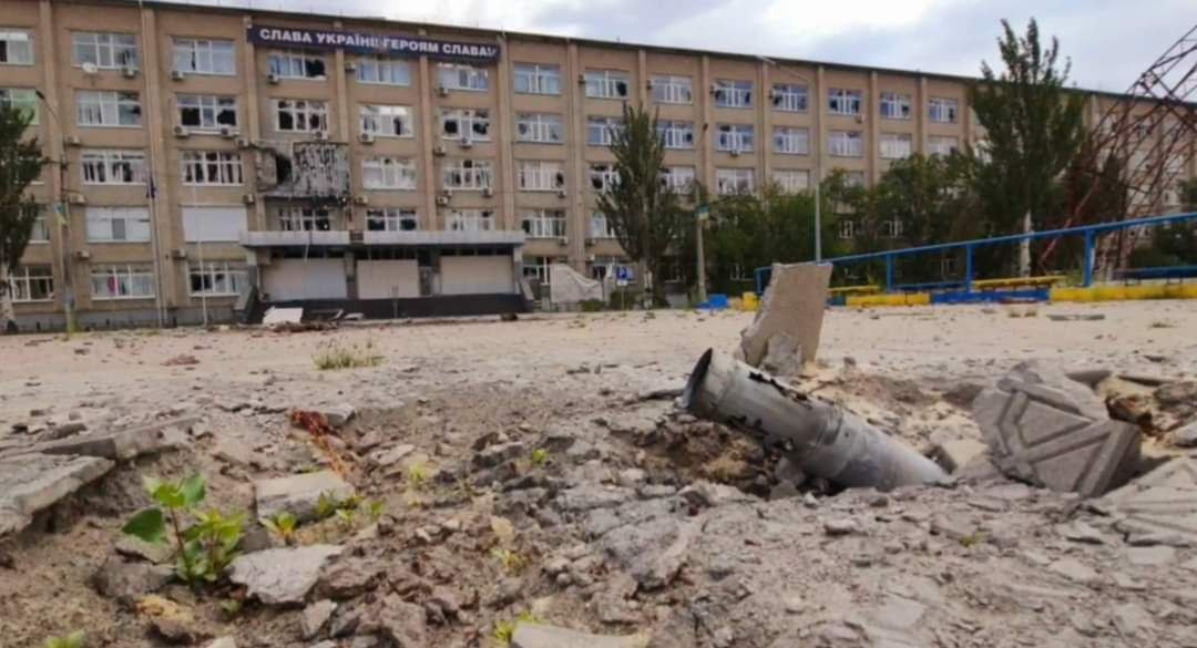 На фото наслідки обстрілу Луганщини