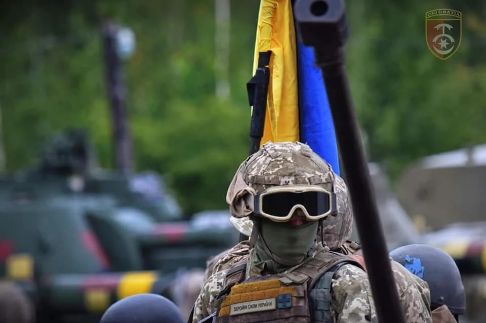 На фото Збройні сили України
