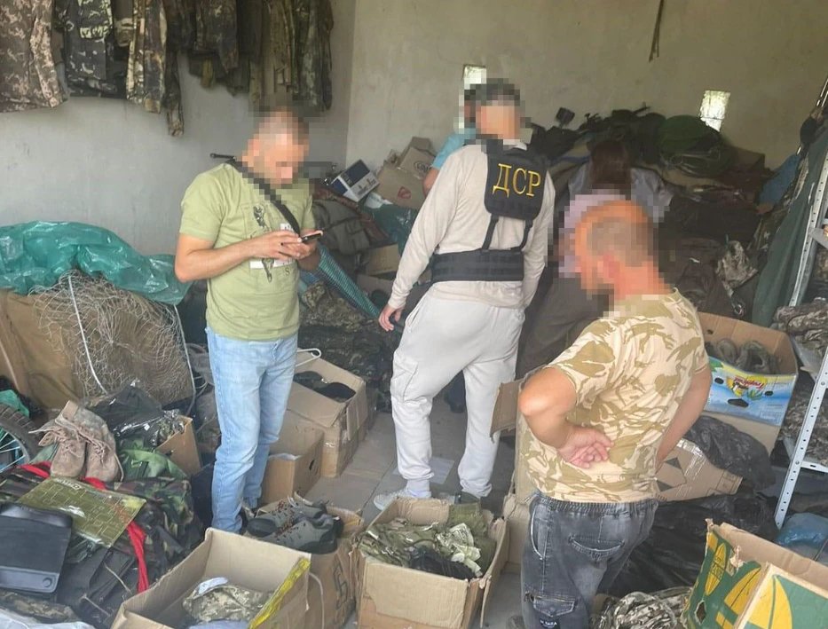 продавали гуманітарку
