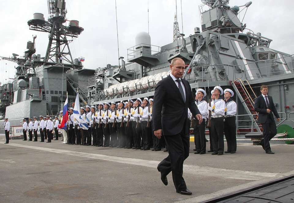 Путін, морські десантники