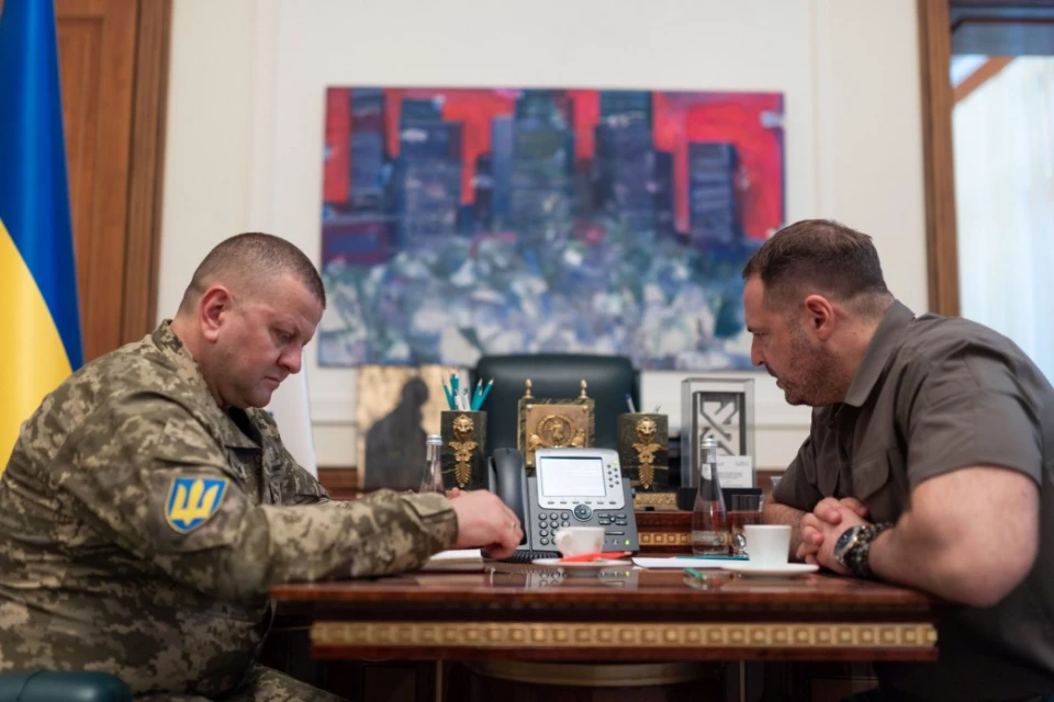 Залужний та Єрмак в ході переговорів з посадовцями США
