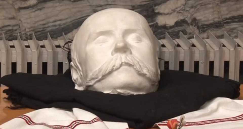 посмертна маска Тараса Шевченка
