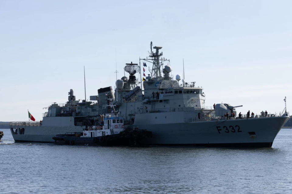 Військовий корабель НАТО в Старому порту Таллінна